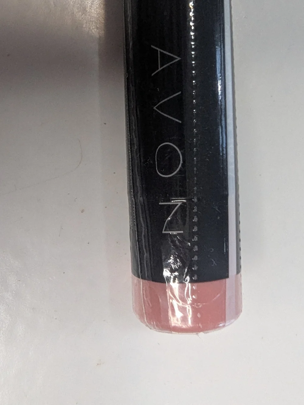Avon Ultra Color Lip Crayon in Dusty Rose